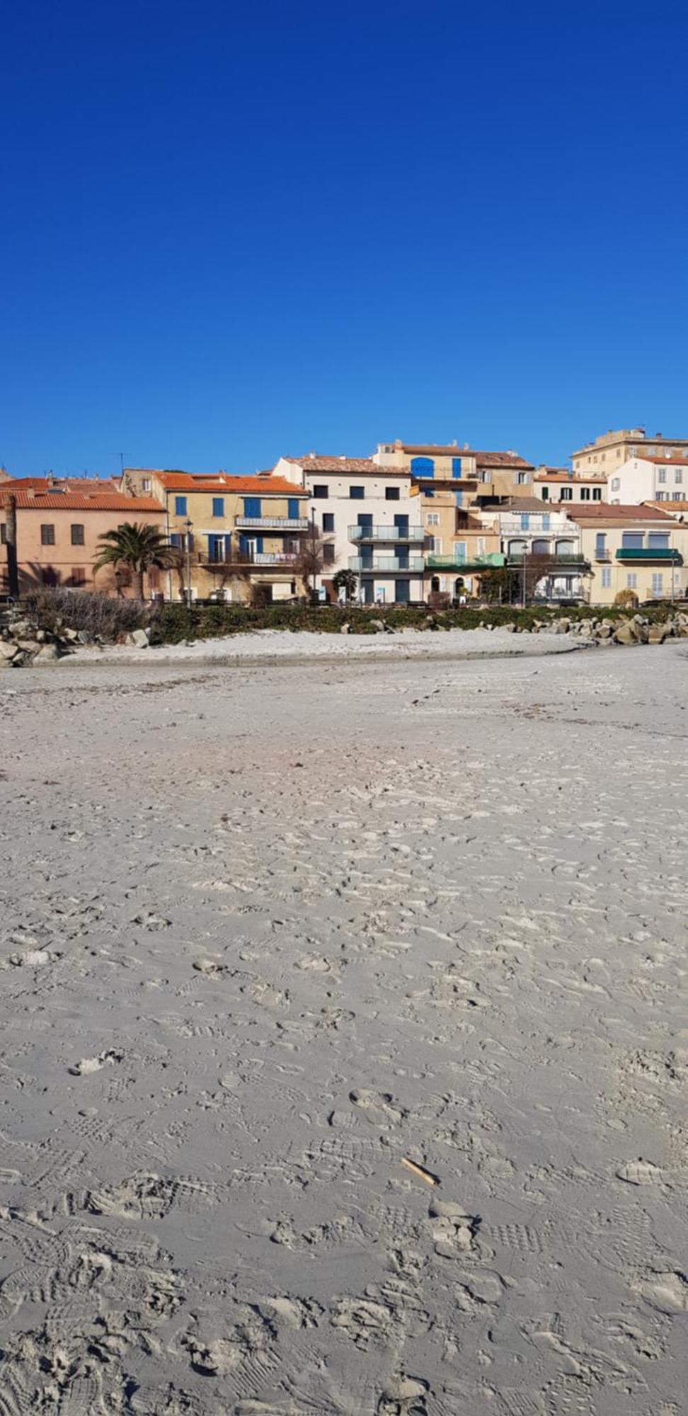 Ferienwohnung L'Ambre LʼÎle-Rousse Exterior foto